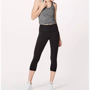 Lululemon Wunder Under low rise Crop